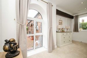 Photo 6- click for photo gallery